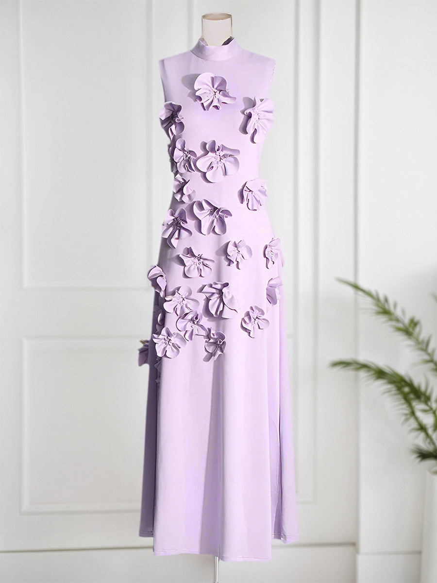 Genevieve gown 3D fabric flower detail close-up