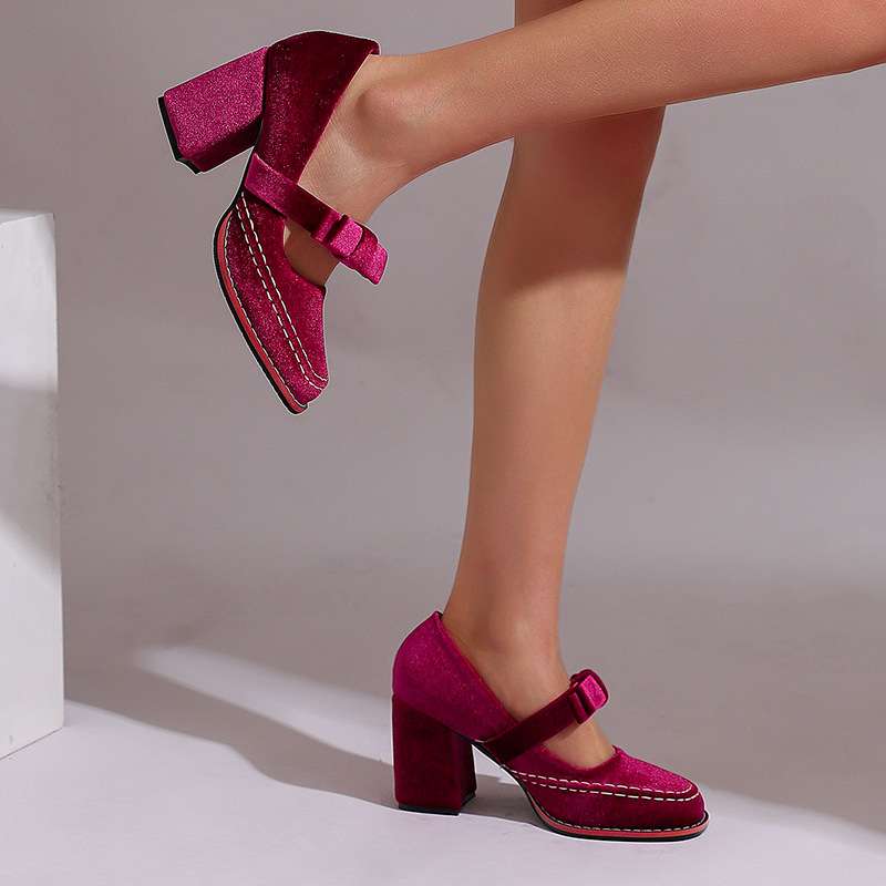 Corinna | Women&