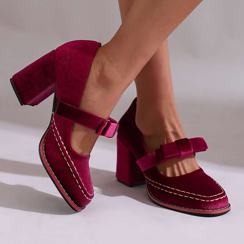 Corinna | Women&