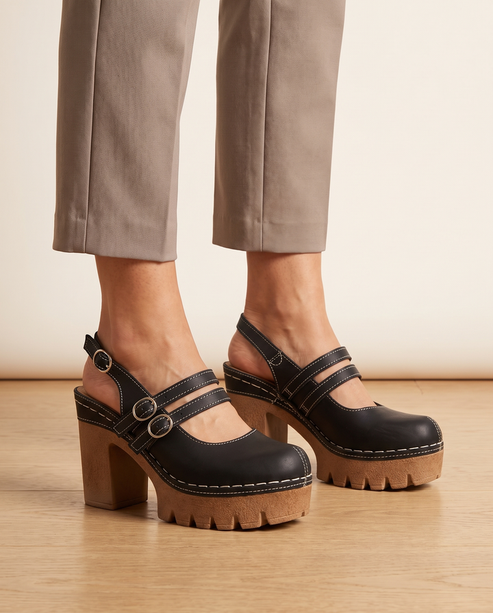 Della | Women&