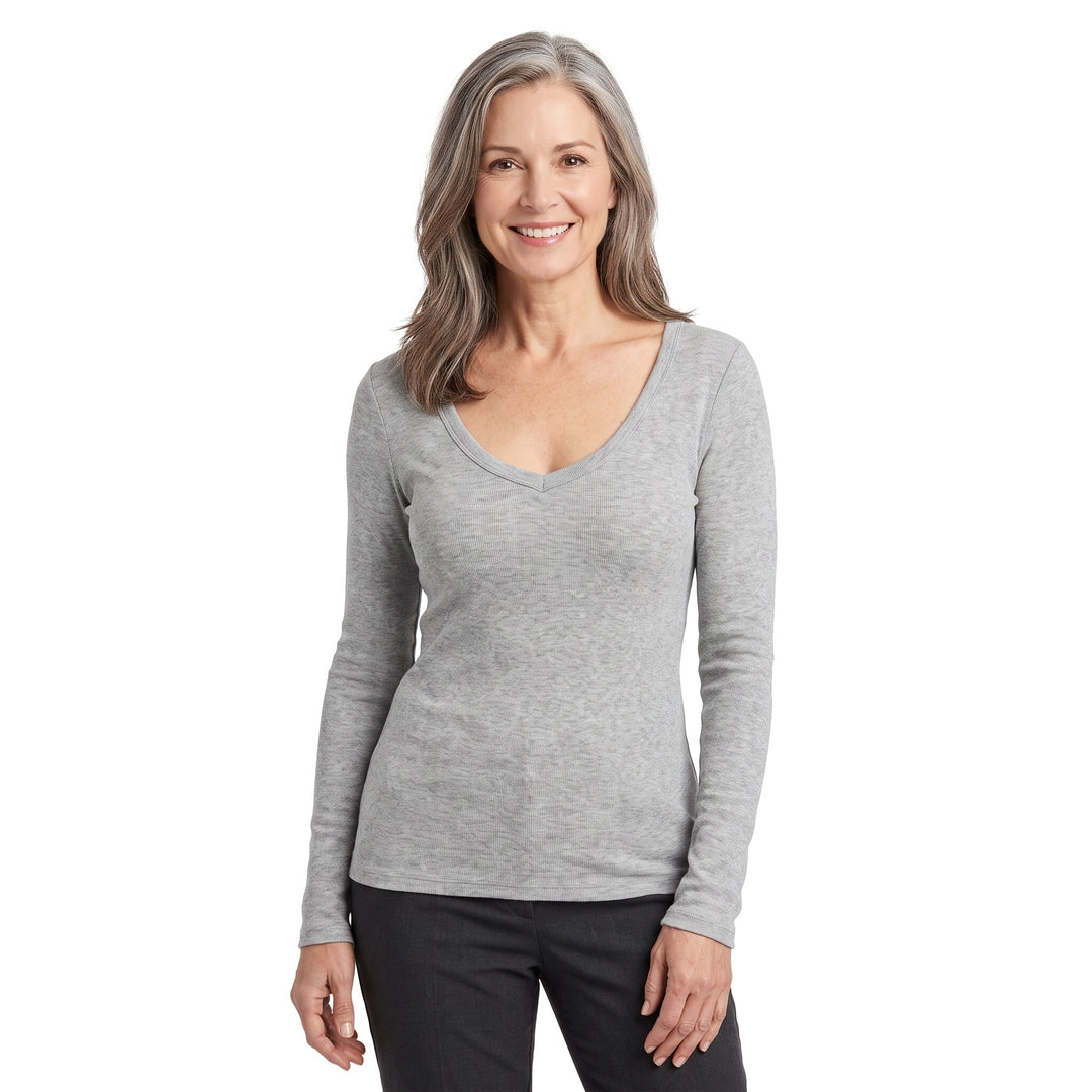 Woman wearing the Vera-Josephine low-neck long-sleeve knit top in heather gray