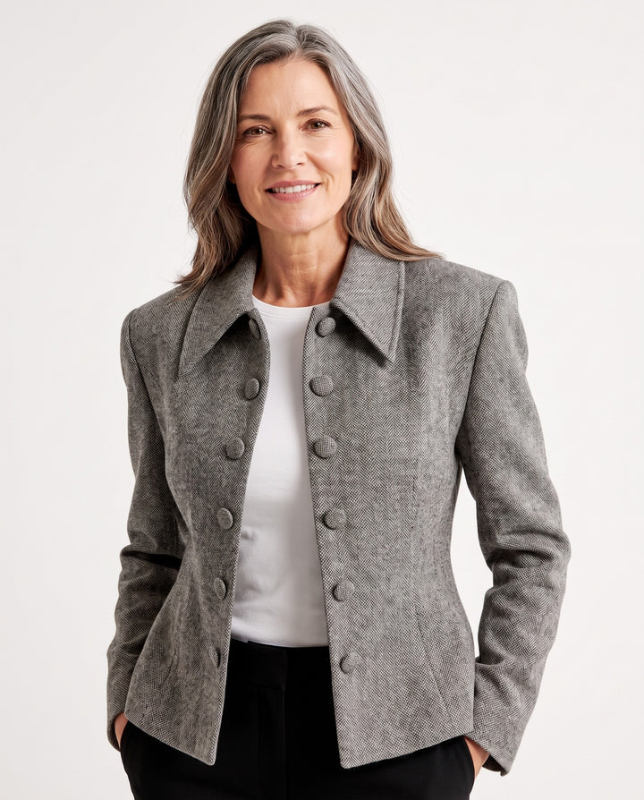 Eleanor-Louisa boxy cropped blazer worn by model