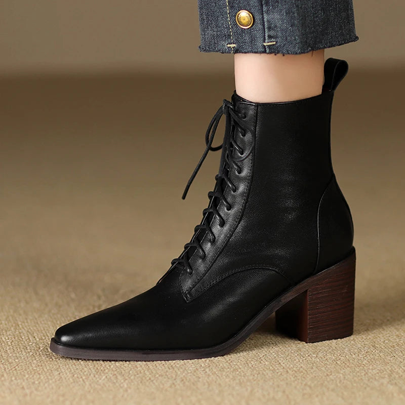 Constance-Birgit | Women&