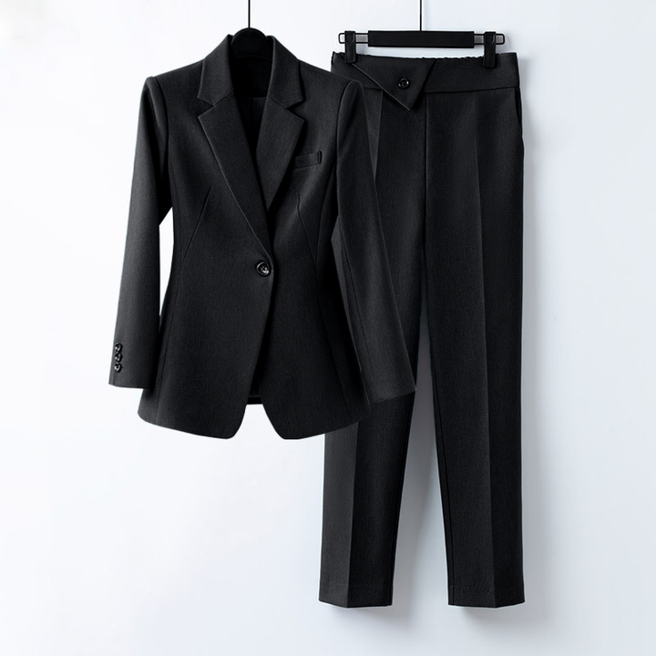 Erna-Mercedes | Women&