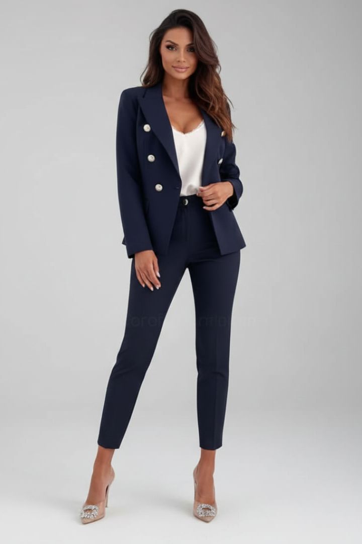 Dorothea | Women&